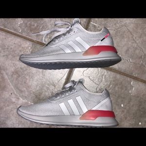 Adidas u path Run women’s 6 / men’s 4.5